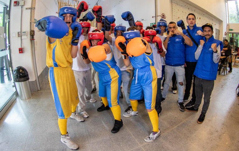Camino al Ring: boxeo urbano para transformar las vidas de jóvenes en el área metropolitana