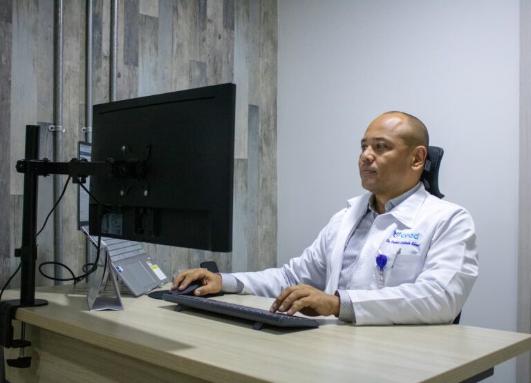 CEAD le ayuda a despedirse de ese dolor de espalda