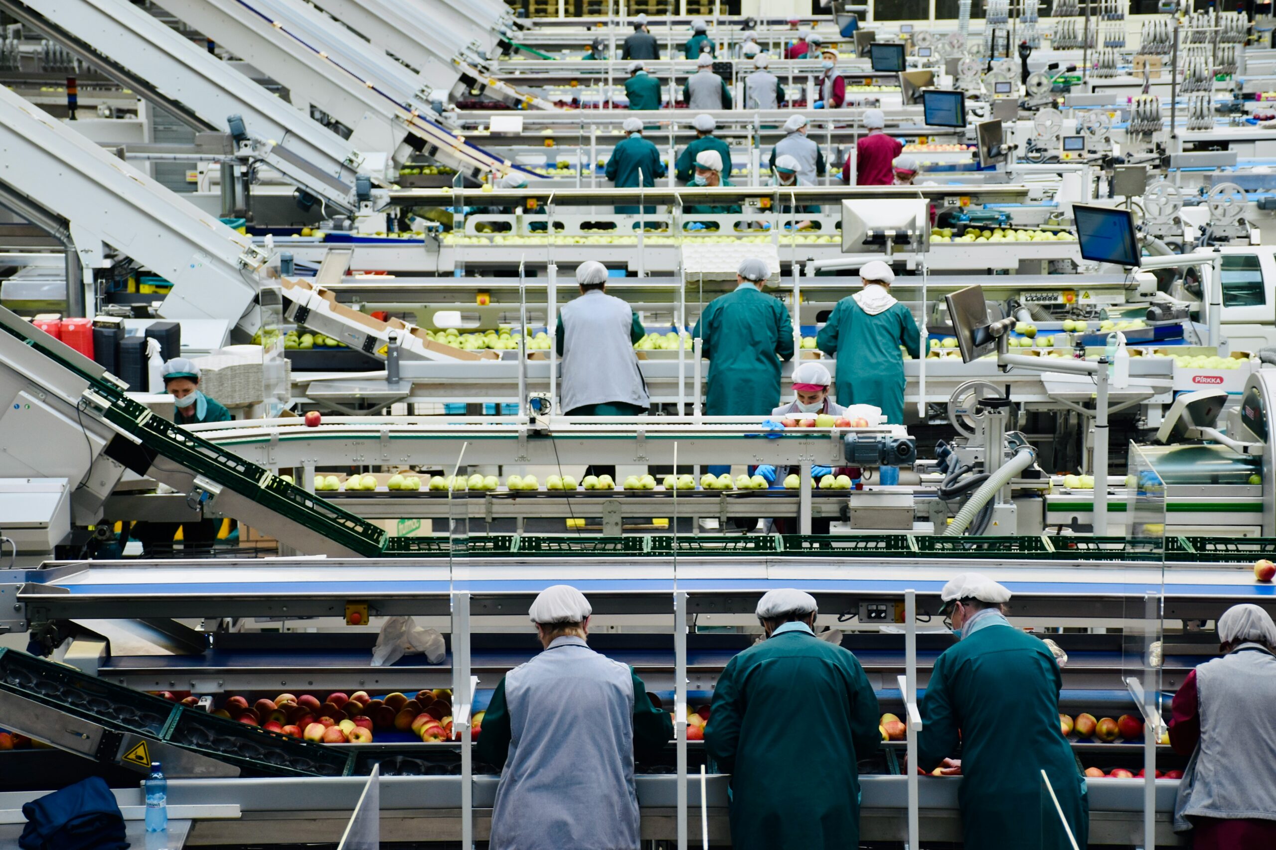 Cámara de la Industria de los Alimentos afirma compromiso con la producción de alimentos seguros y llama a la corresponsabilidad en su manipulación y consumo.