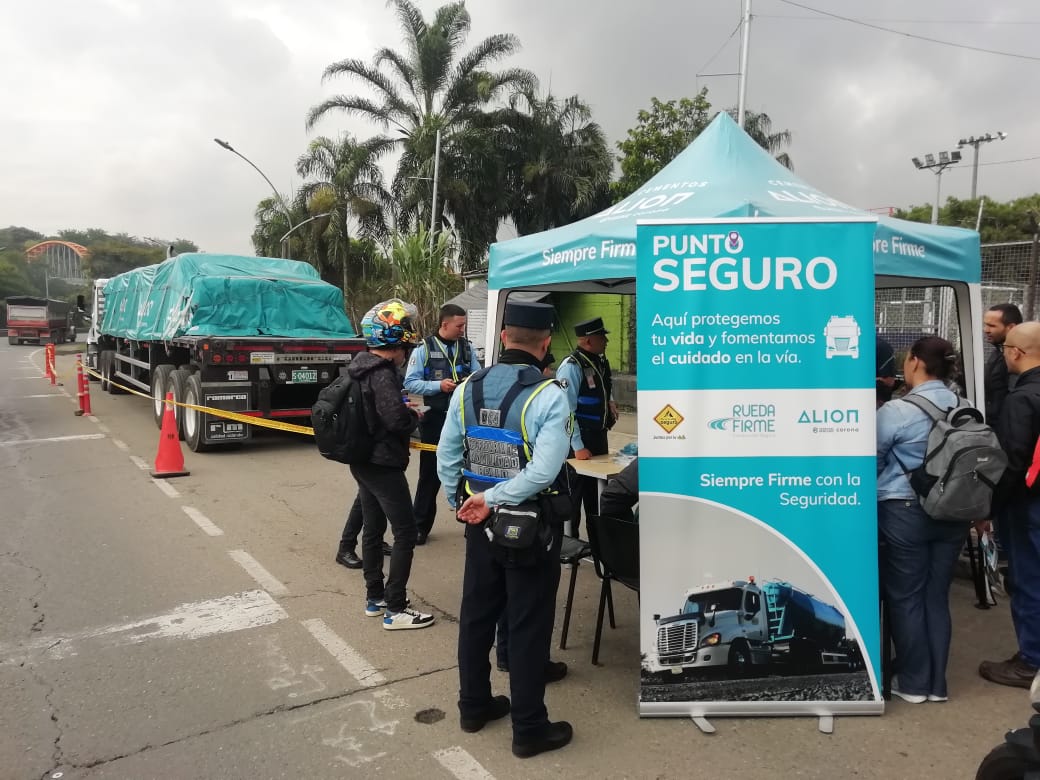Alión comparte sus prácticas logísticas para mejorar la seguridad vial en tres departamentos