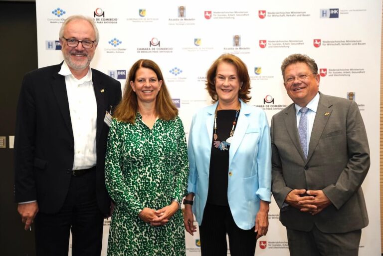 Cámaras de comercio de Medellín y Hannover, Alemania, firmaron un acuerdo de trabajo para el fortalecimiento empresarial