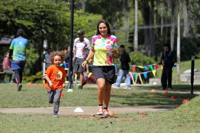 “Descubre a Medellín”: la nueva carrera de observación a la que invita el Inder en Feria de las Flores