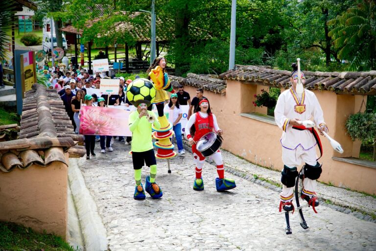 Se encendió la llama de las Olimpiadas Empresariales del Oriente antioqueño 2025