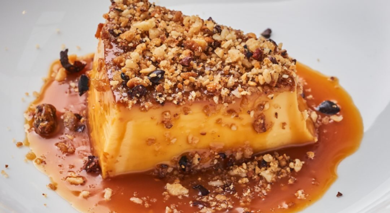 Probar el flan de Café Le Gris