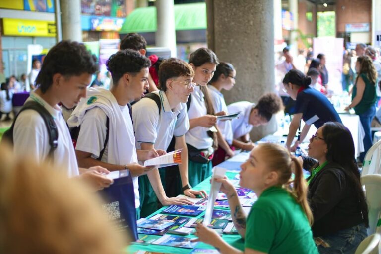 Nuevas oportunidades de educación superior llegarán al Centro y a El Poblado