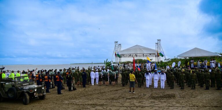 En aguas del mar Caribe, Antioquia celebró el 20 de julio