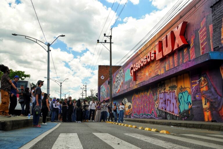 ‘Latidos’, una bienal abierta del graffiti y arte urbano en Medellín
