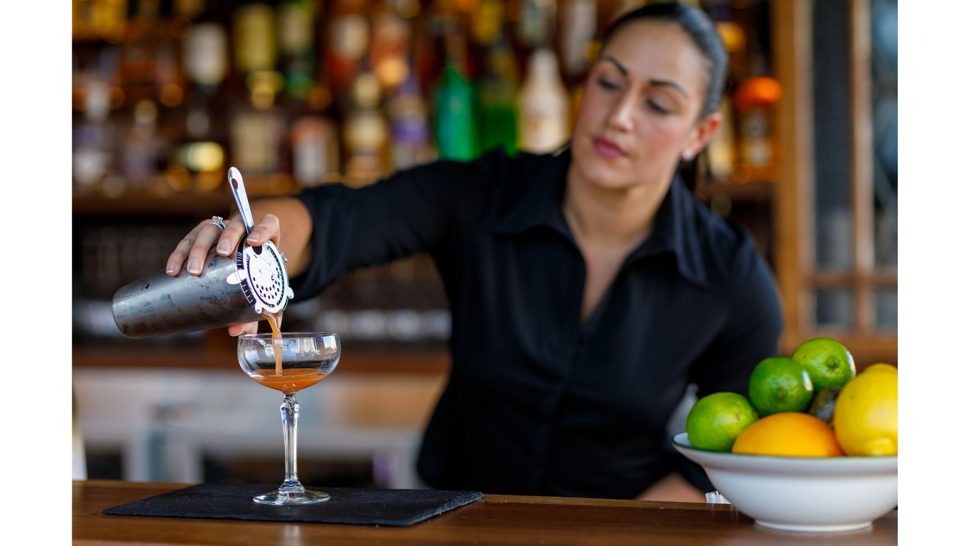 Becas en coctelería de Diageo serán también para mayores de 40 años