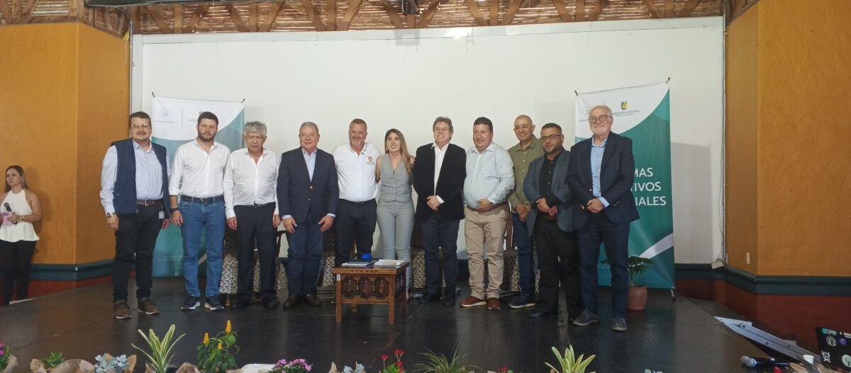 Encuentro Nacional de Áreas Metropolitanas en Tutucán
