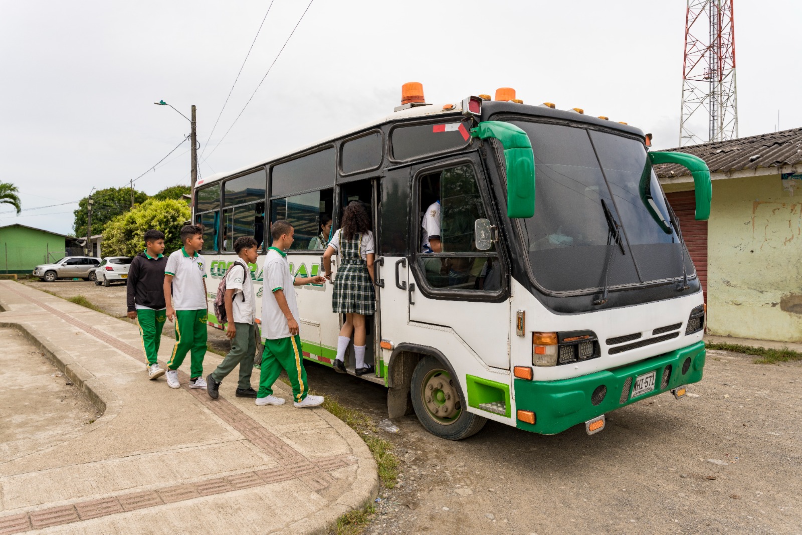 Con financiación departamental se garantiza transporte escolar en 116 municipios antioqueños