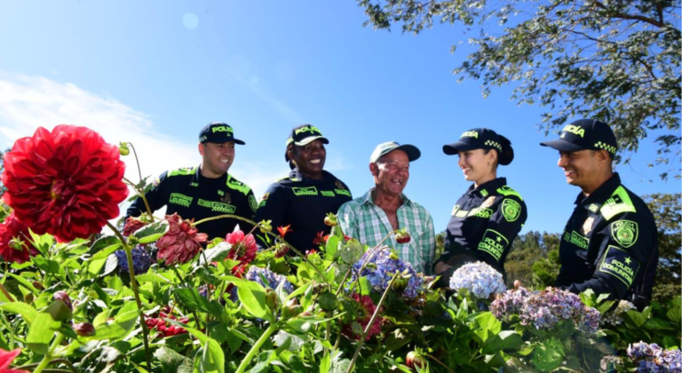 Más de 2.500 policías cuidan Medellín durante la Feria de las Flores