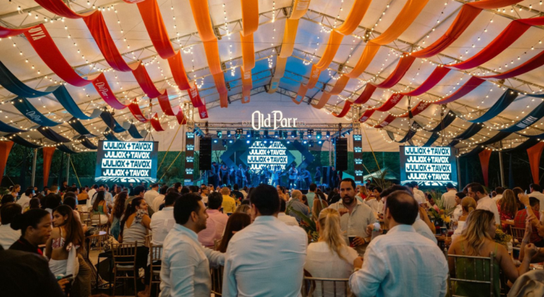 La fonda se transforma: Old Parr celebra la tradición con música, humor y estilo