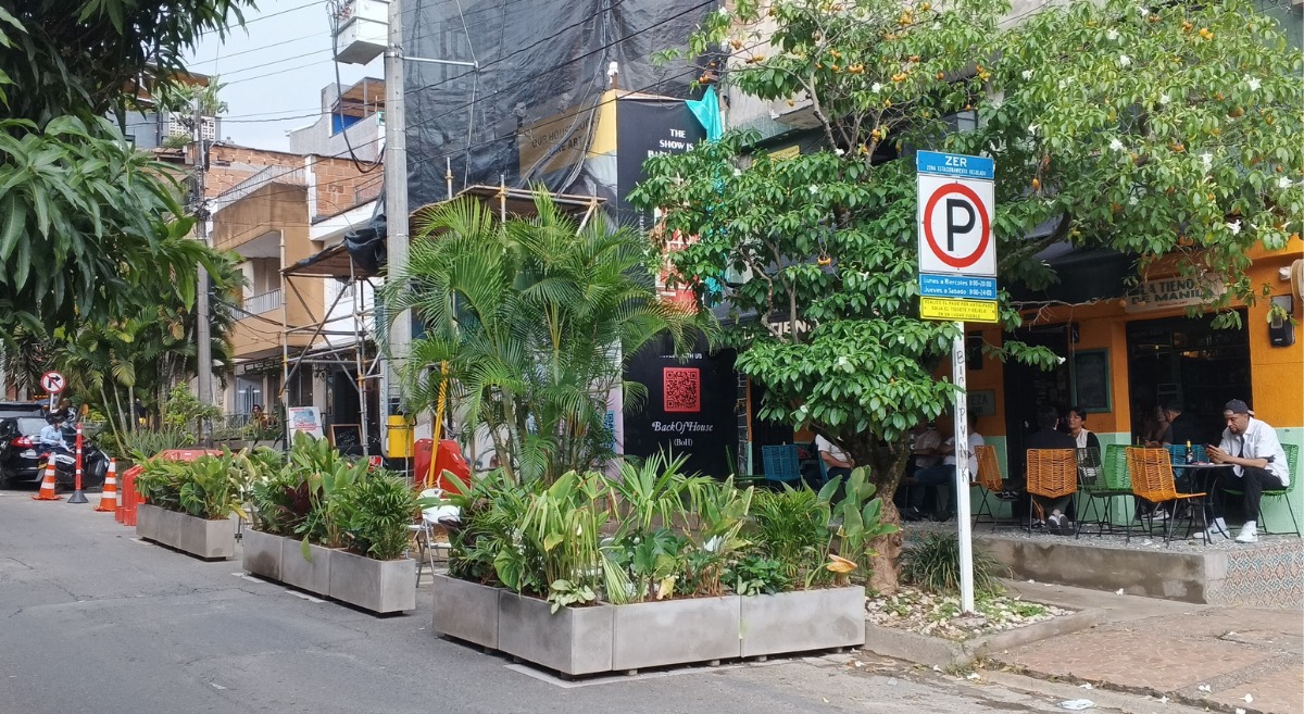 Primer parklet de Medellín está en Manila