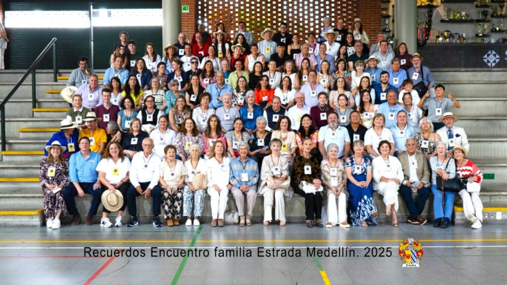 Cuarto encuentro de la familia Estrada en el colegio San José de las Vegas