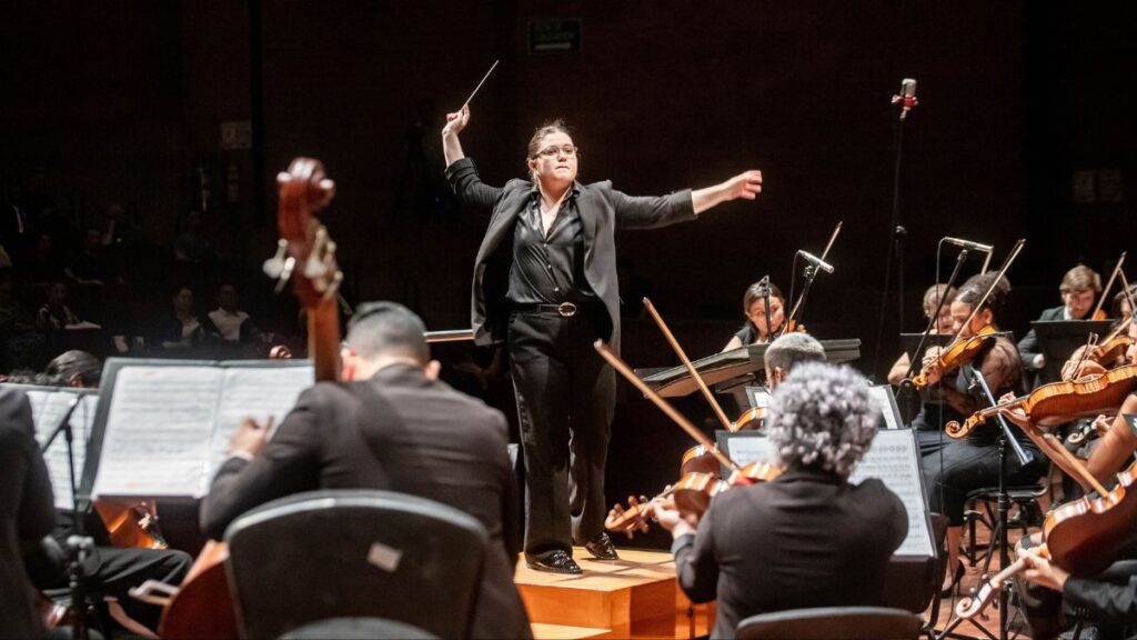 Ana María Patiño Osorio dirige el cierre de temporada de Filarmed con Beethoven y Stravinsky
