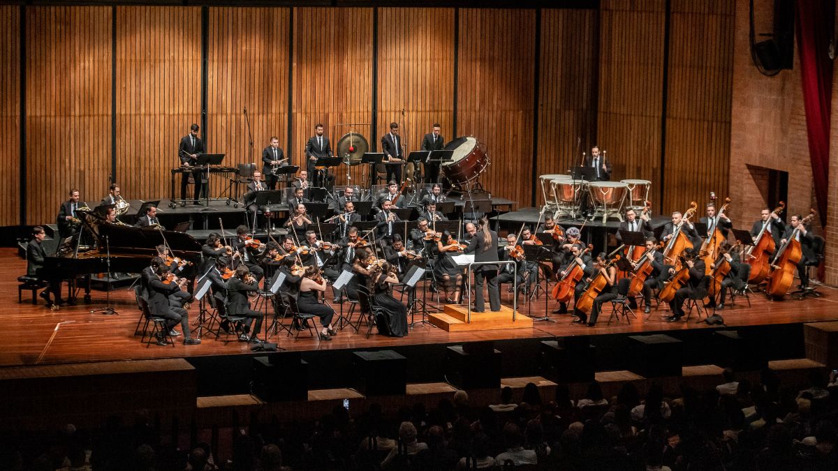 Ana María Patiño Osorio dirige el cierre de temporada de Filarmed con Beethoven y Stravinsky