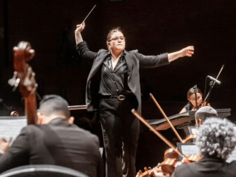 Danzar del renacer un concierto con Filarmed