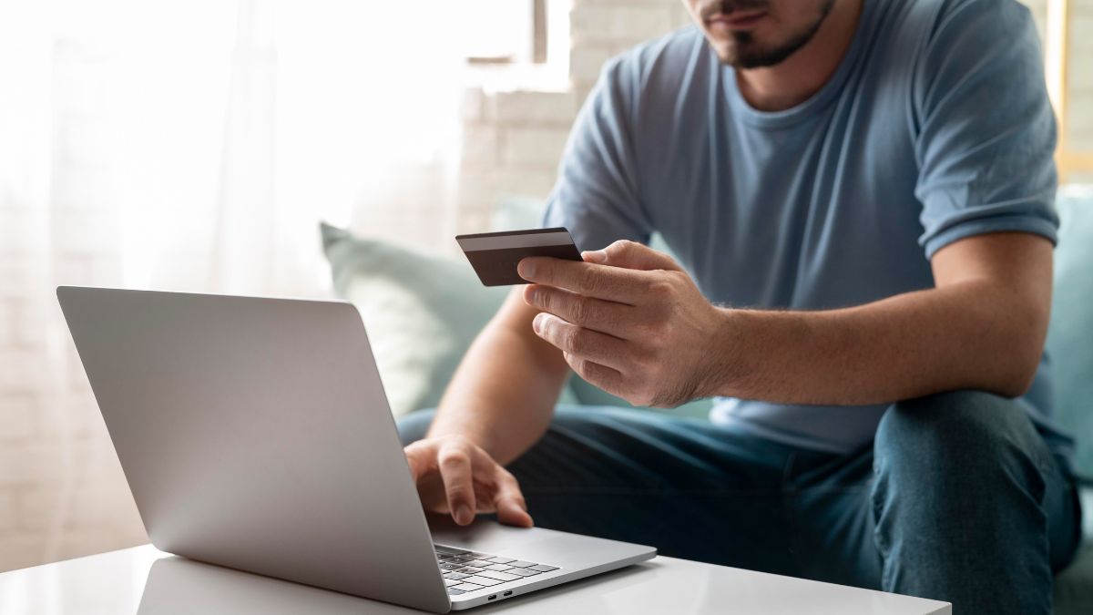 Inicia la semana por la seguridad digital en compras navideñas