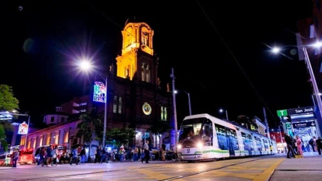 Metro de Medellín ajusta horarios para facilitar la movilidad navideña