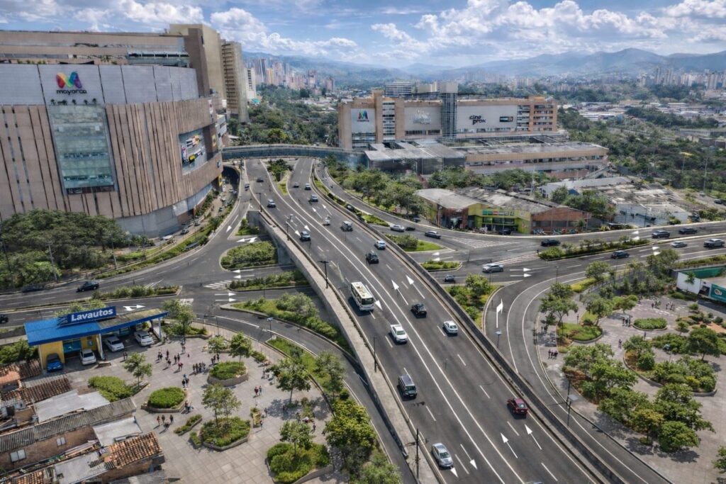 intercambio vial de Mayorca Sabaneta Envigado