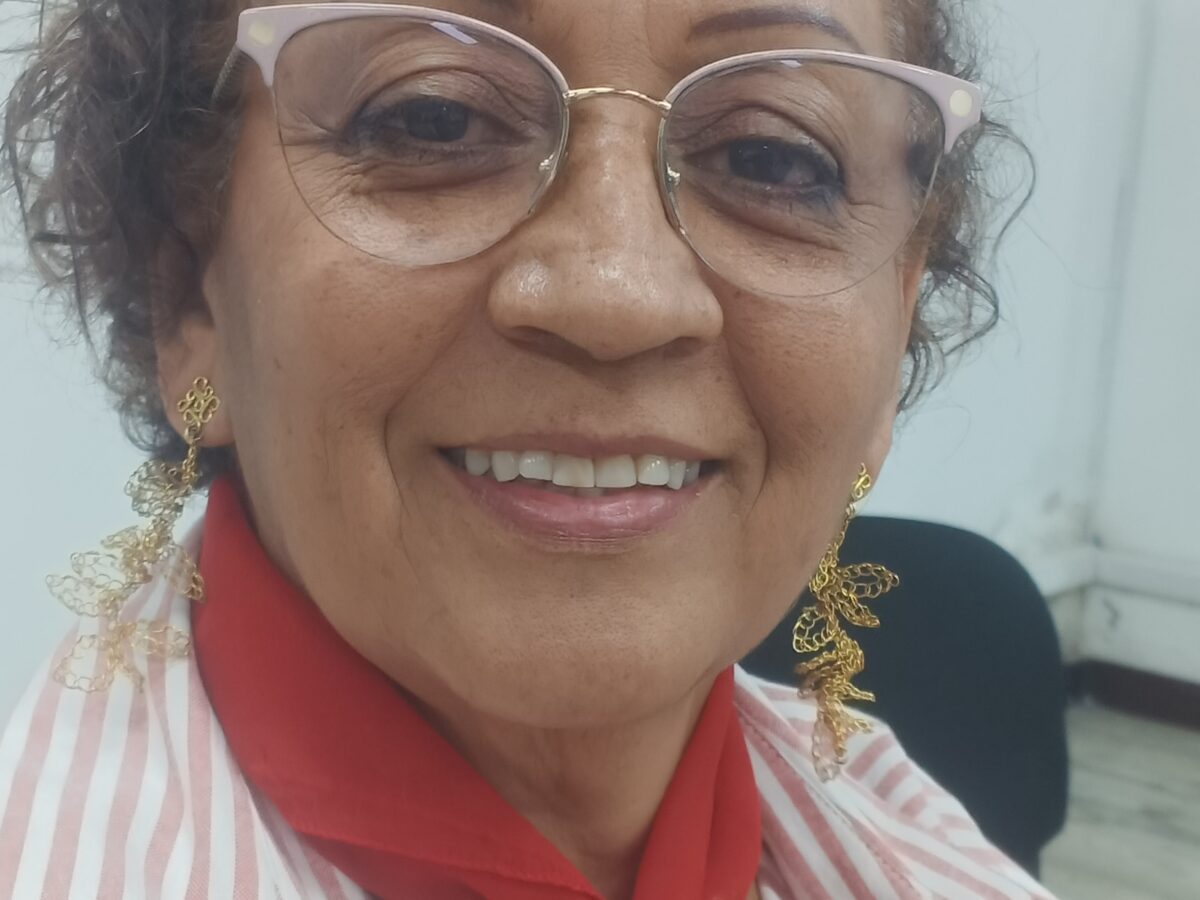 Nora Lopera Junta de Acción Comunal barrio Manila