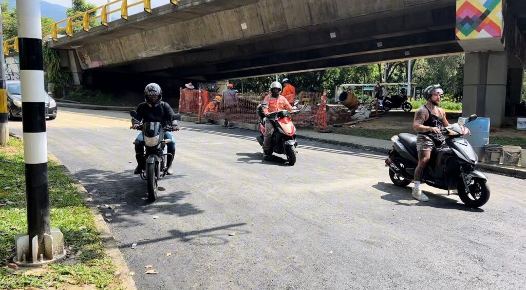 Glorieta Monterrey calle 10 A y avenida Las Vegas carrera 48