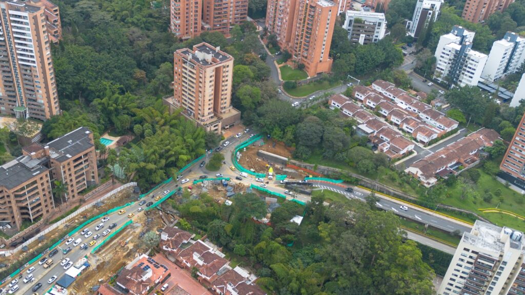 Obras intercambio Fonvalmed intermedia carrera 34