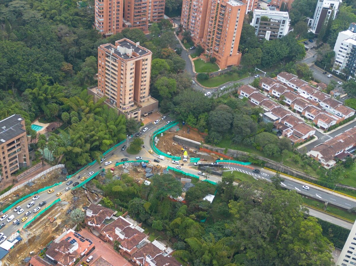 Obras intercambio Fonvalmed intermedia carrera 34