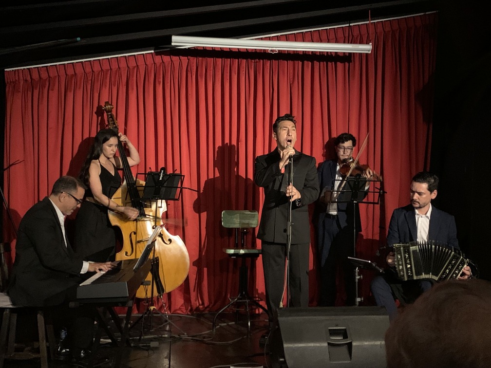 Ariel Ardit en Provenza