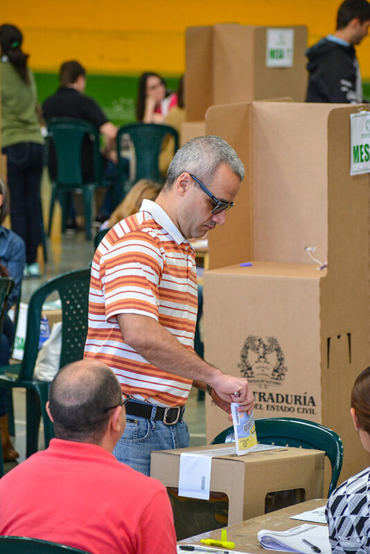 Votaciones elecciones voto