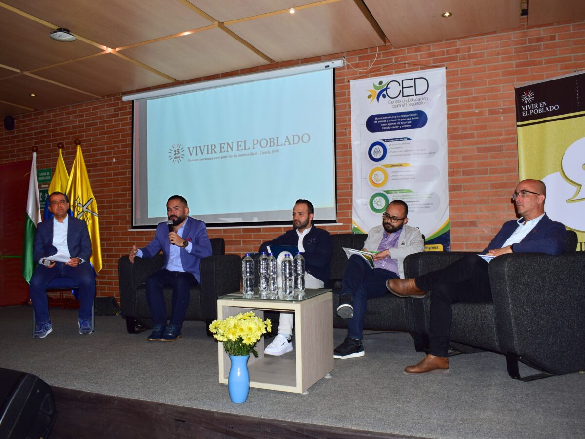 Uniminuto Antioquia-Chocó foro conversatorio