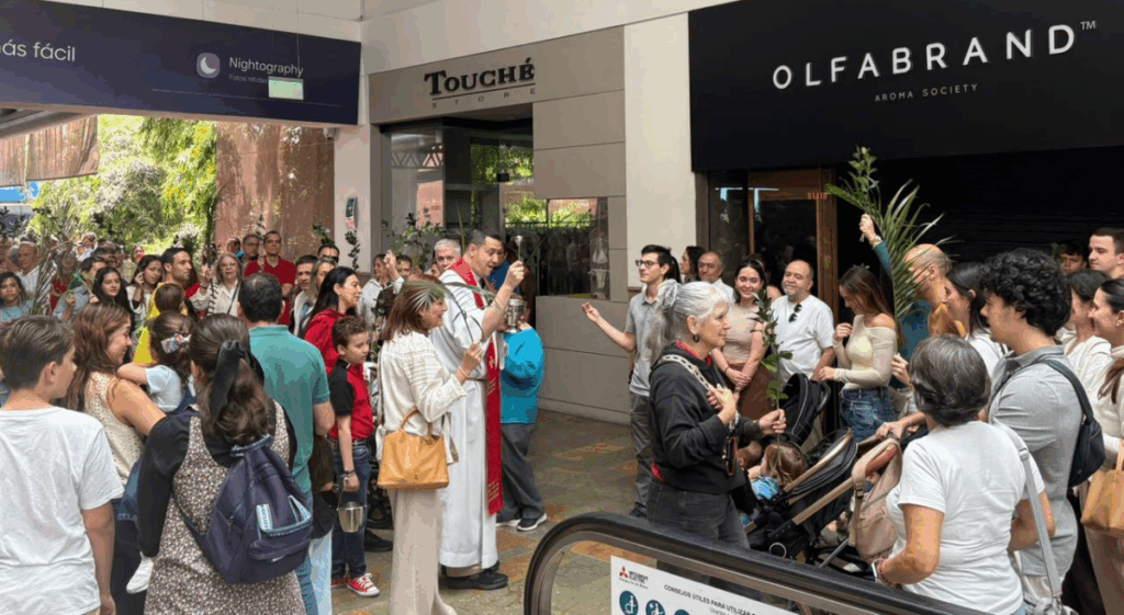 Semana Santa en el El Tesoro Parque Comercial