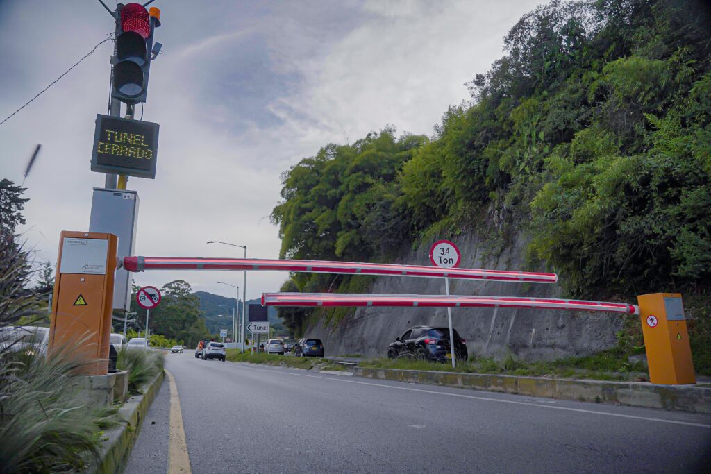 Cierres automáticos Túnel de Oriente