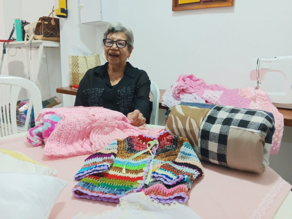 Costurero Manila Centro Vida Stella Durango