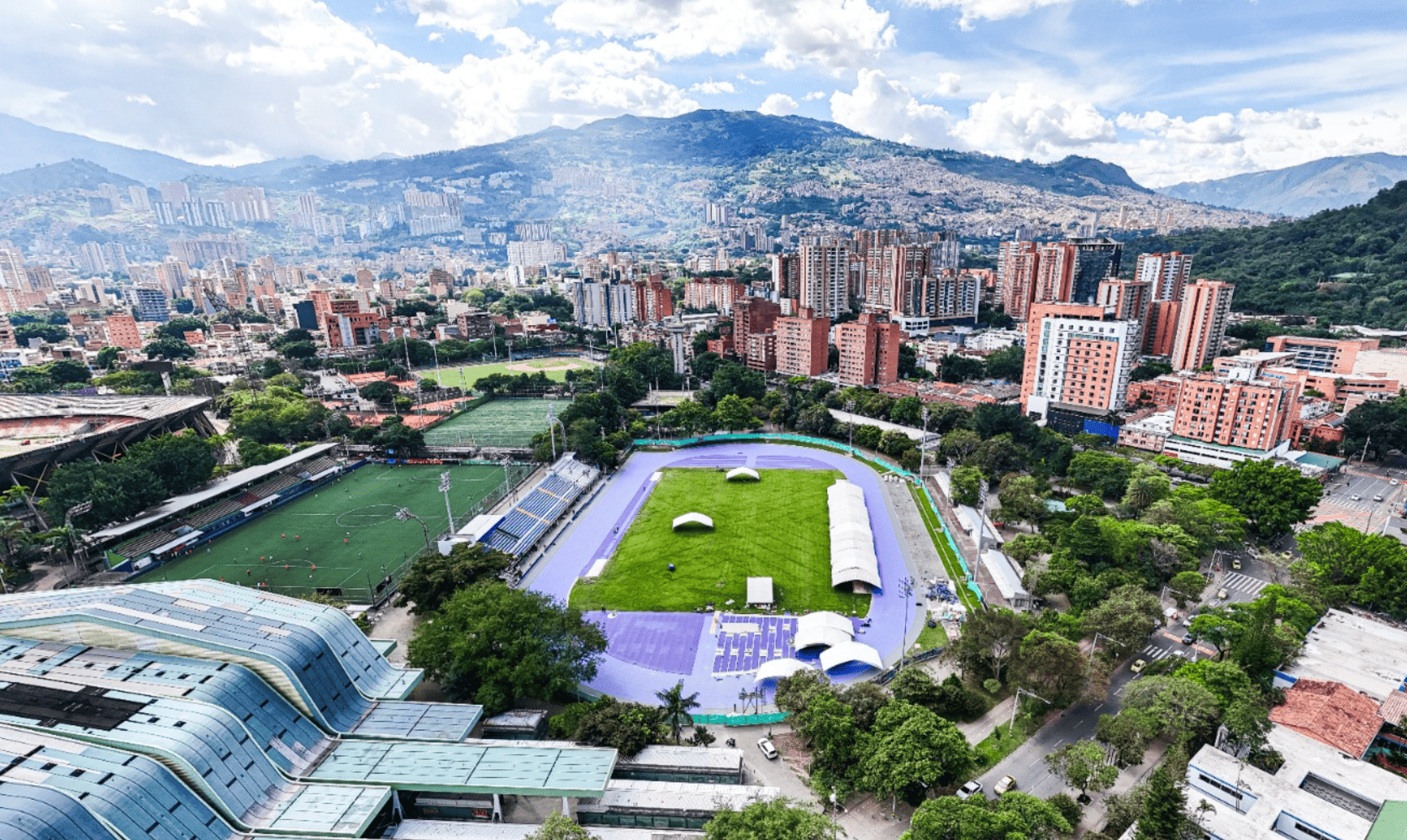 Estadio-Atletismo-Medellín
