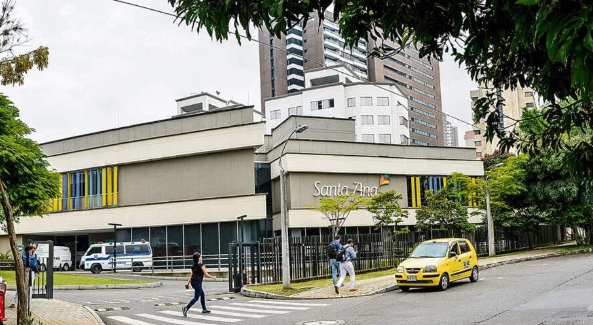 Hospital Santa Ana webp