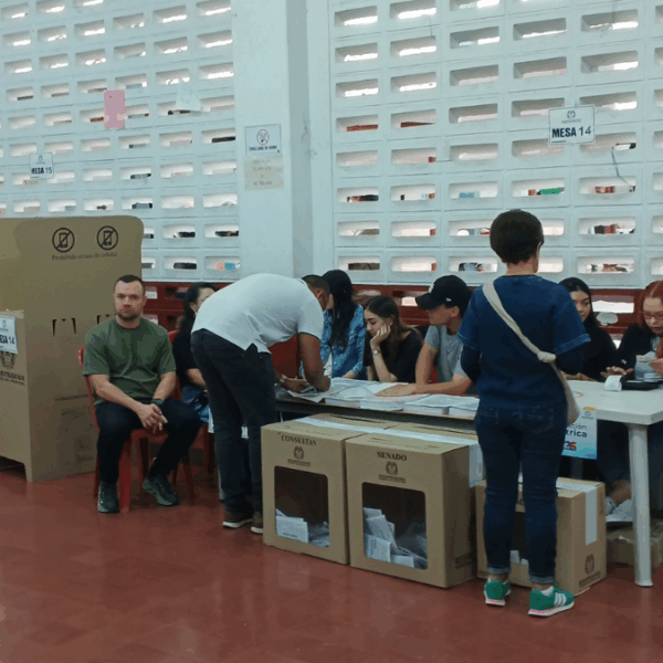 La jornada electoral transcurre en calma y pronto se conocerá al próximo presidente