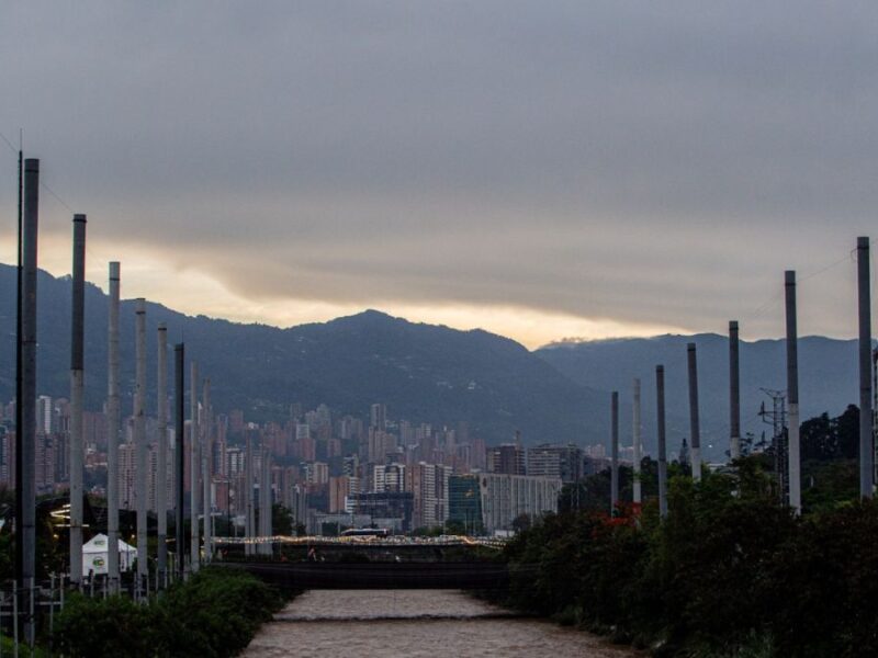 Airbnb generó ingresos por 435 mil millones de pesos a anfitriones en Medellín