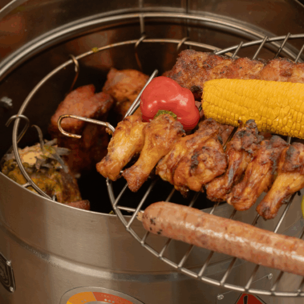 El asado al barril se convirtió en plan de días futboleros