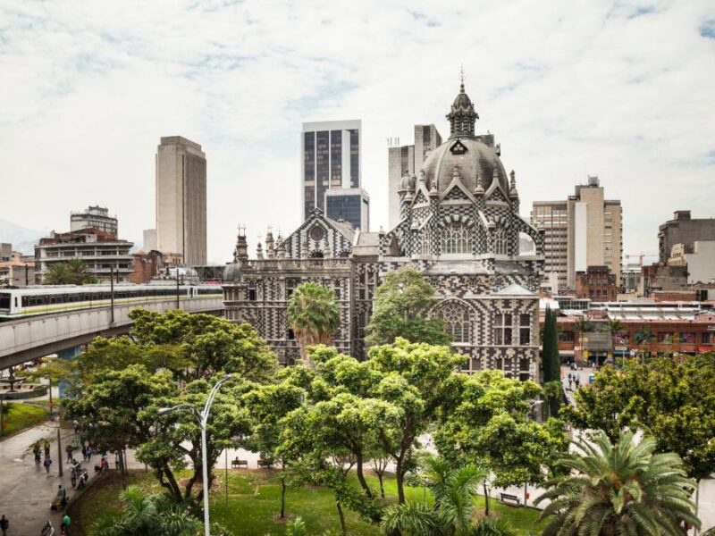 Turismo en Medellín habría generado cerca de $9 billones en 2025: SITE