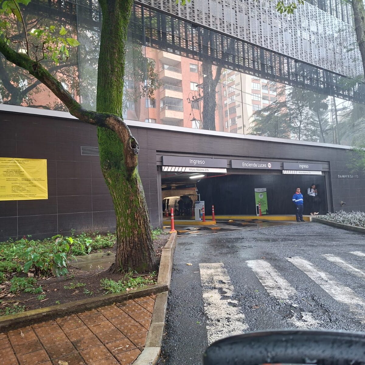 No habrá parqueo los domingos en la Cámara de Comercio de El Poblado