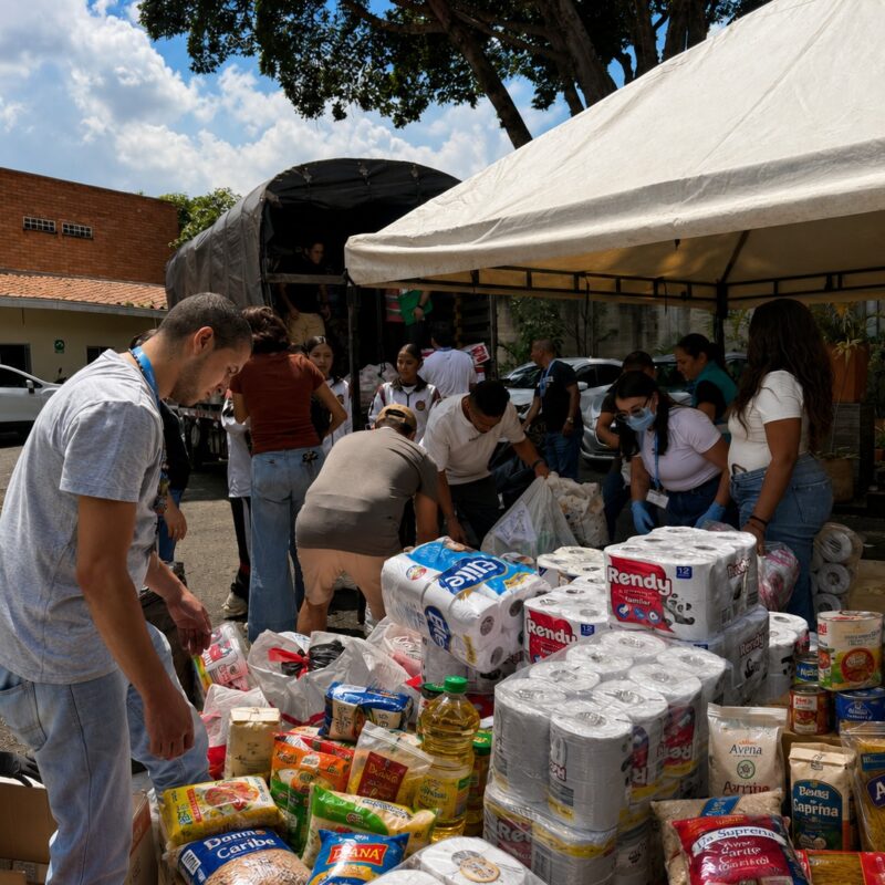 UVA y EAFIT, los acopios en El Poblado de donaciones para damnificados del sismo de ayer