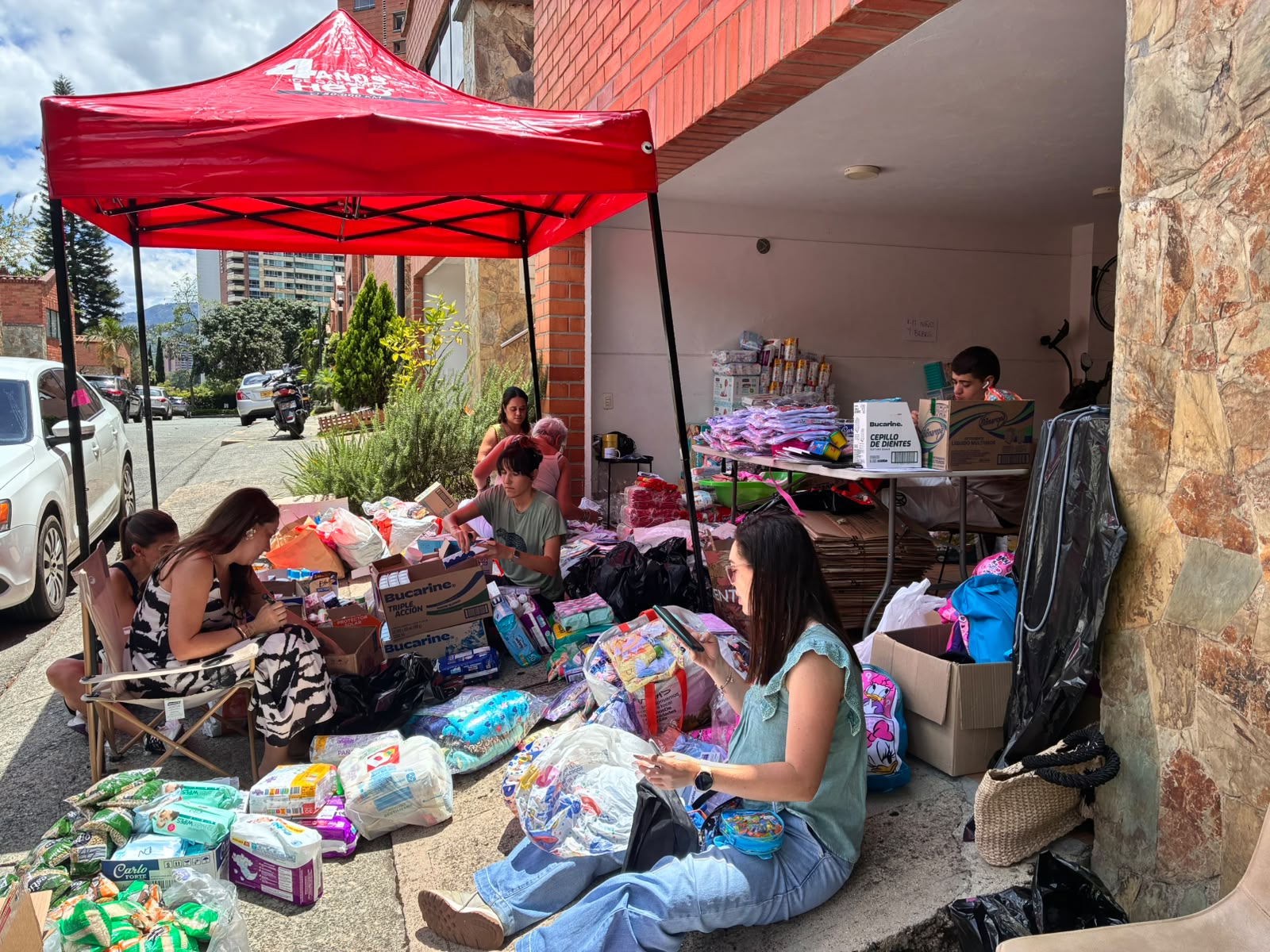 Solidaridad de El Poblado con damnificados del terremoto