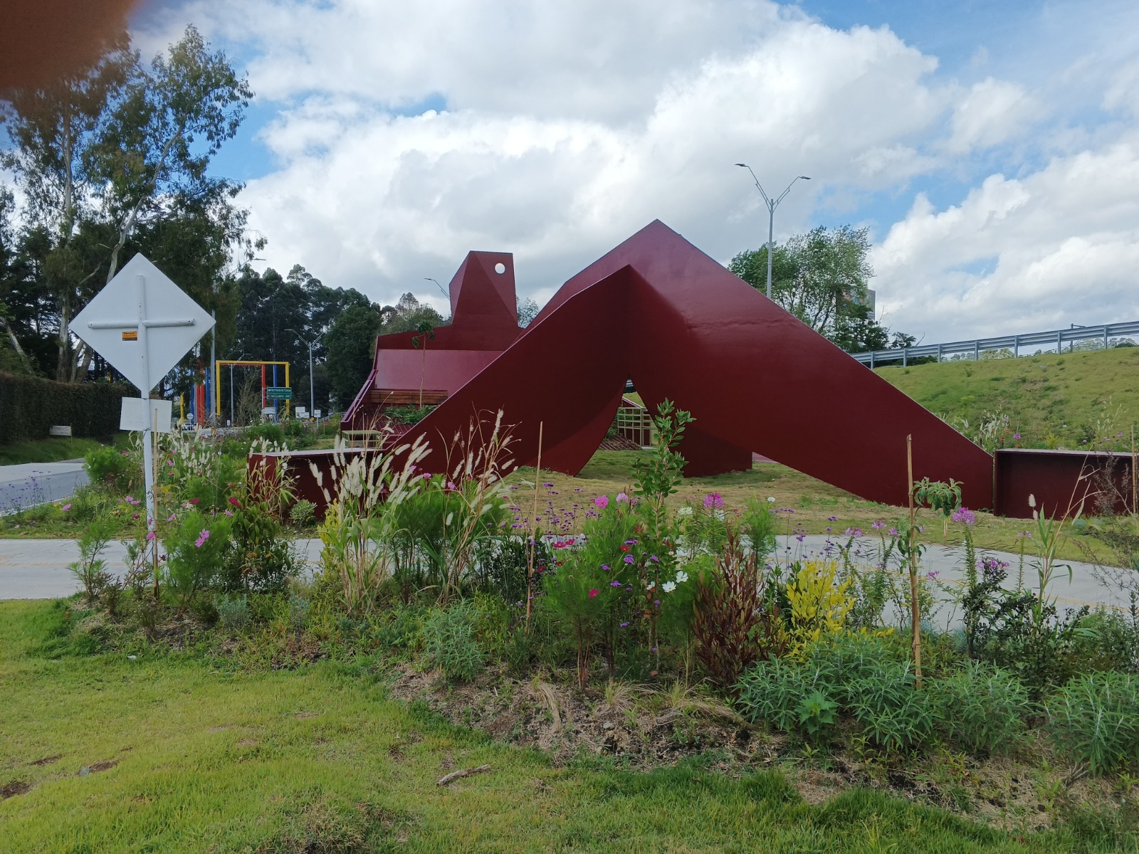 Escultura Doña Montaña será inaugurada en el intercambio vial JMC