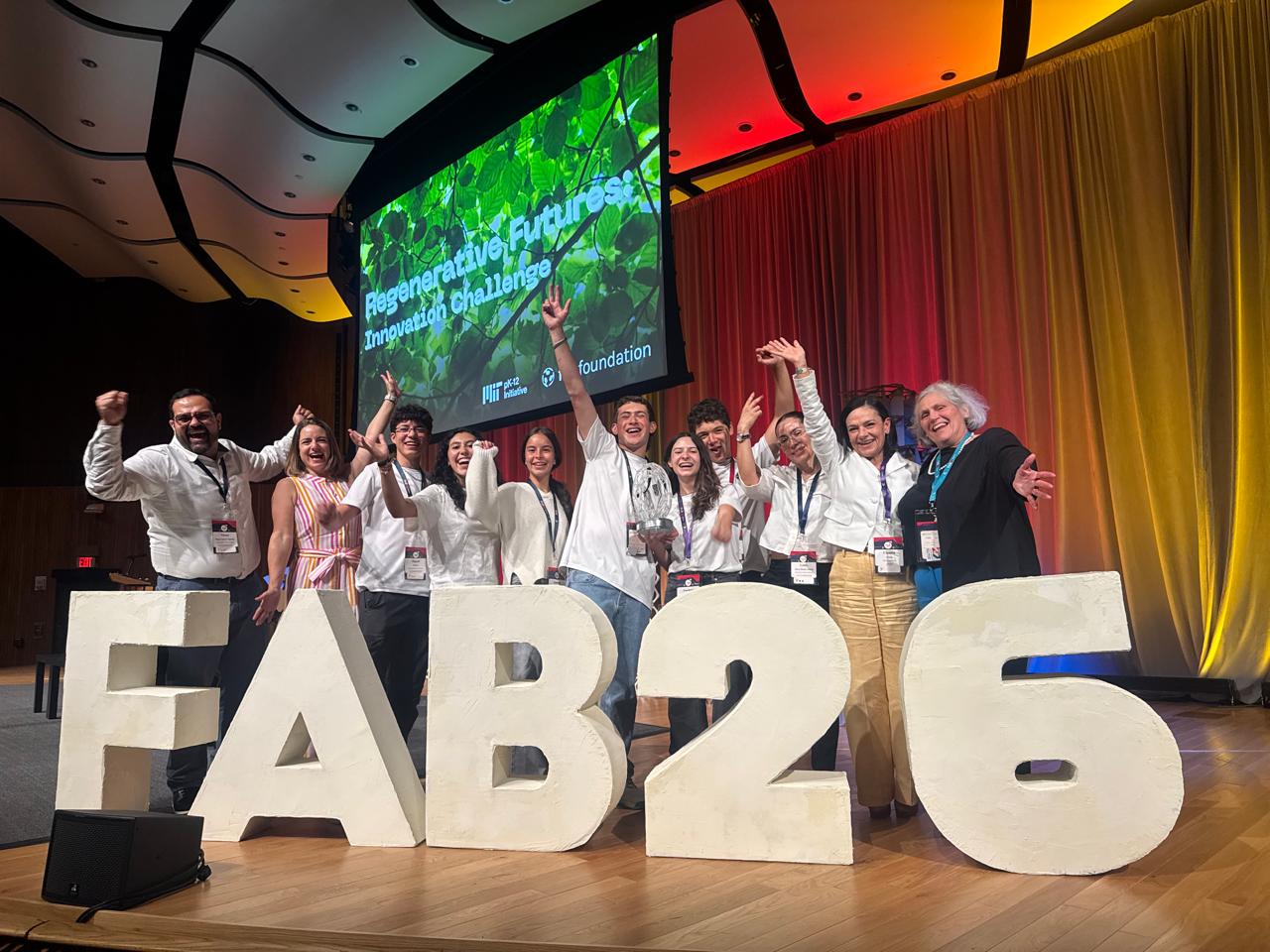 Premio ambiental a estudiantes del colegio San José de las Vegas