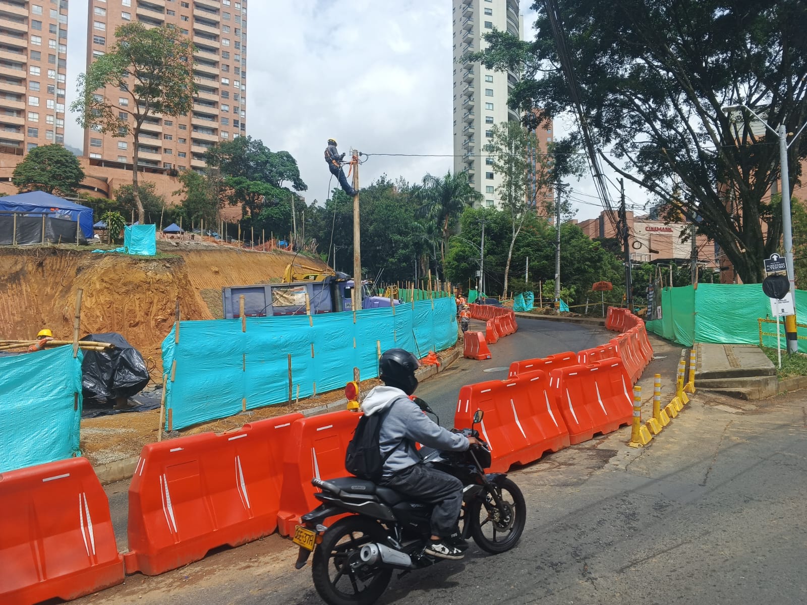 Cierres parciales por obra del intercambio vial Linares El Tesoro