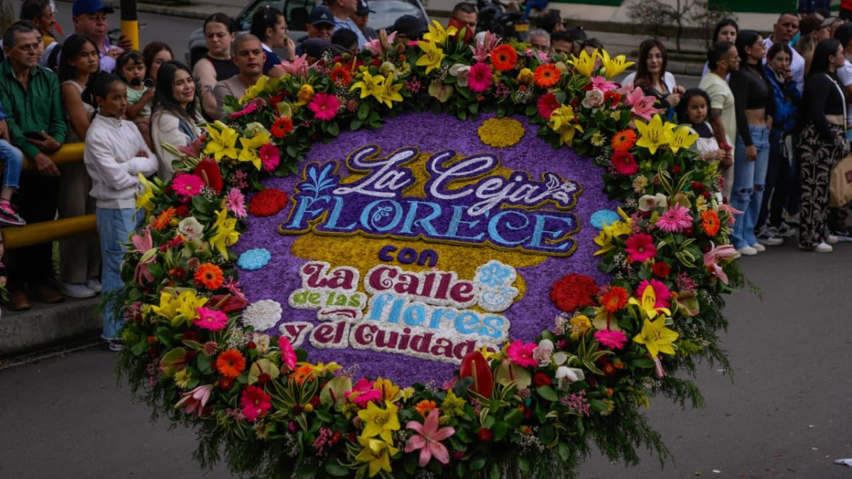 La historia detrás del toldo, la bicicleta y las flores, los símbolos que dieron nombre a las fiestas de La Ceja (7)