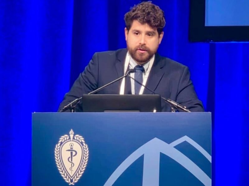 Médico paisa, entre 40 jóvenes líderes de la cirugía cardiotorácica
