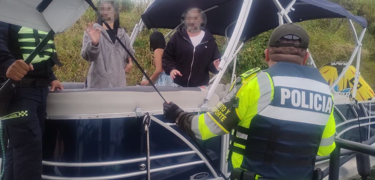 Rescate de turistas por línea 123 Antioquia