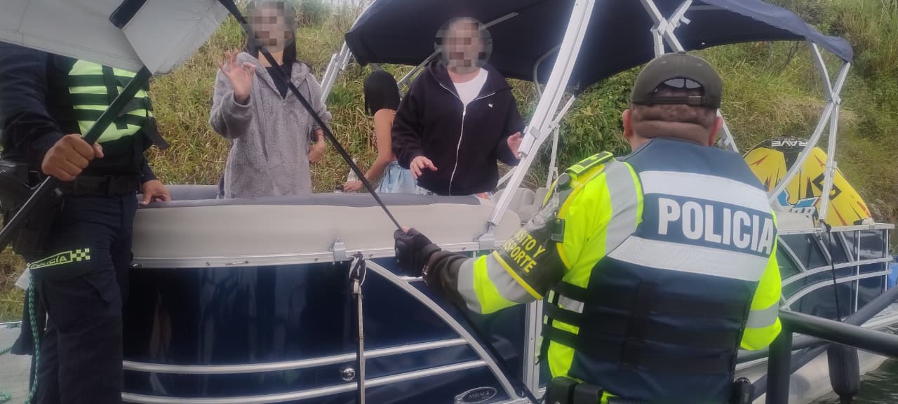 Rescate de turistas por línea 123 Antioquia